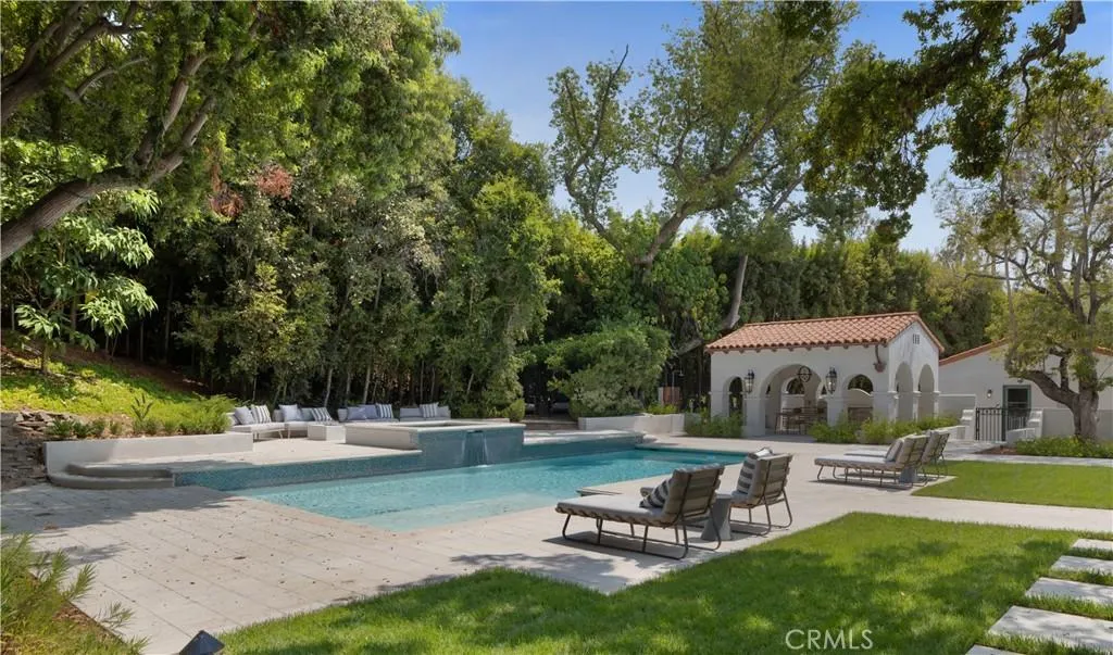 470 Virginia Road Home in San Marino, California. Discover the epitome of modern luxury living in this brand new San Marino home. Built by Rykadan Intl, designed by ilustracion by Jake, and developed by Bowden Development, this 8000 sqft estate offers impeccable finishes, high-end amenities, and an expansive outdoor oasis. With 6 bedrooms, 7.5 baths, a state-of-the-art home theater, gym, and pool, this is the ultimate in convenience and comfort.