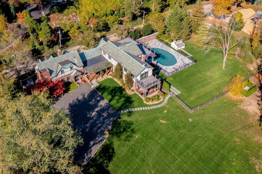 $49 Million Centre Island, New York Waterfront Paradise: A Truly Unrivaled 26-Acre Estate