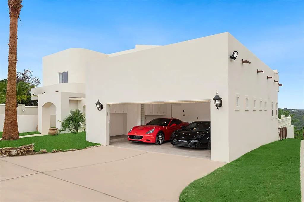 8004 Two Coves Dr Austin TX 78730 16