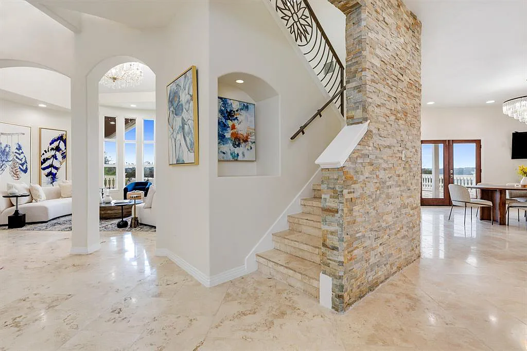8004 Two Coves Dr Austin TX 78730 6