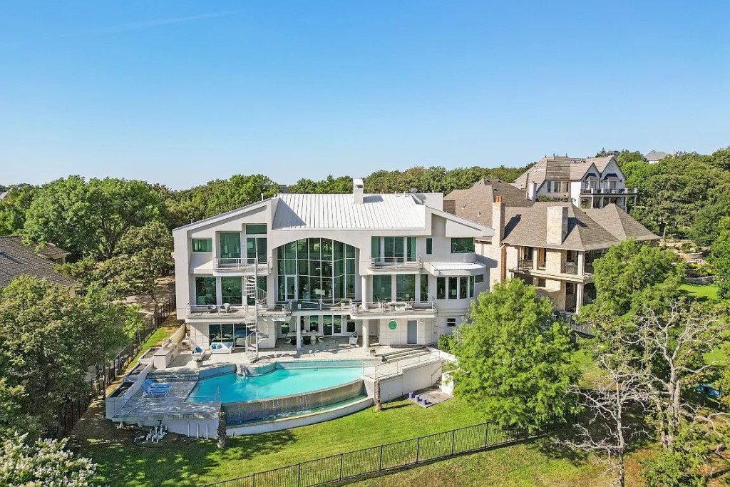 817 N Shore Dr Highland Village TX 75077 23