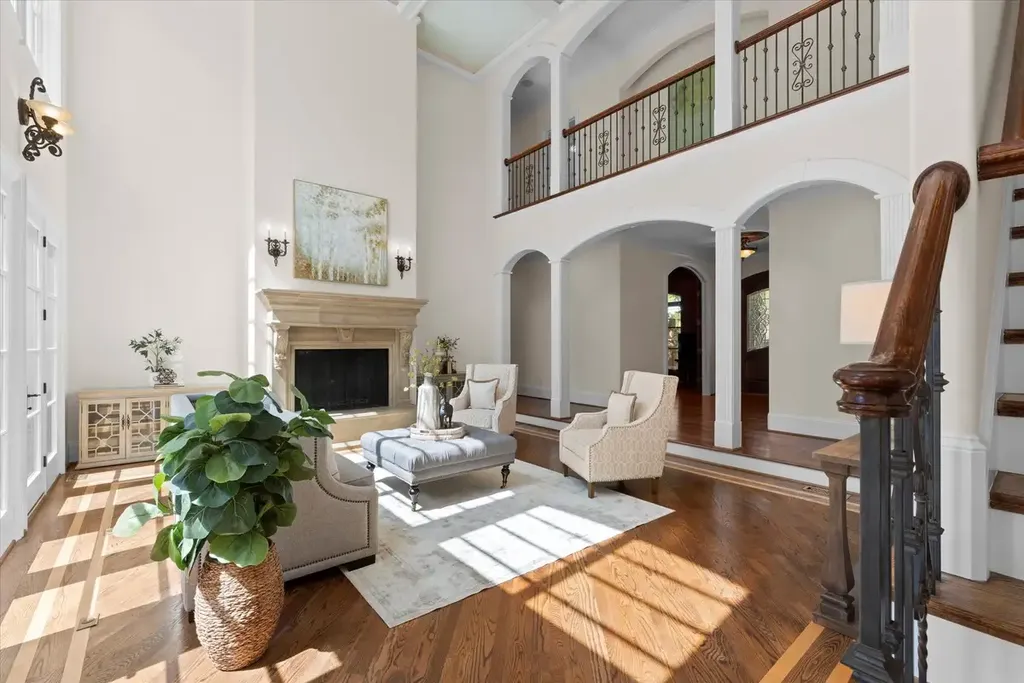 8600 Fairview Road Home in Charlotte, North Carolina. Discover the epitome of luxury living at Fairview Manor Estate in the coveted Carmel Park neighborhood. This gated 1.27-acre property boasts a stunning great room with a 2-story fireplace, exquisite millwork, and floor-to-ceiling windows. 