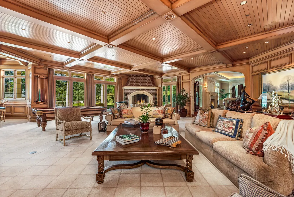 997 Brook Meadow Court Home in Westlake Village, California. Experience the epitome of luxury in this French country masterpiece located in the prestigious North Ranch Country Club Estates. Designed by renowned architect Ron Firestone, this iconic estate features a grand entry, theater, elevator, formal dining, bonus room, wine cellar, and a stunning primary suite. 