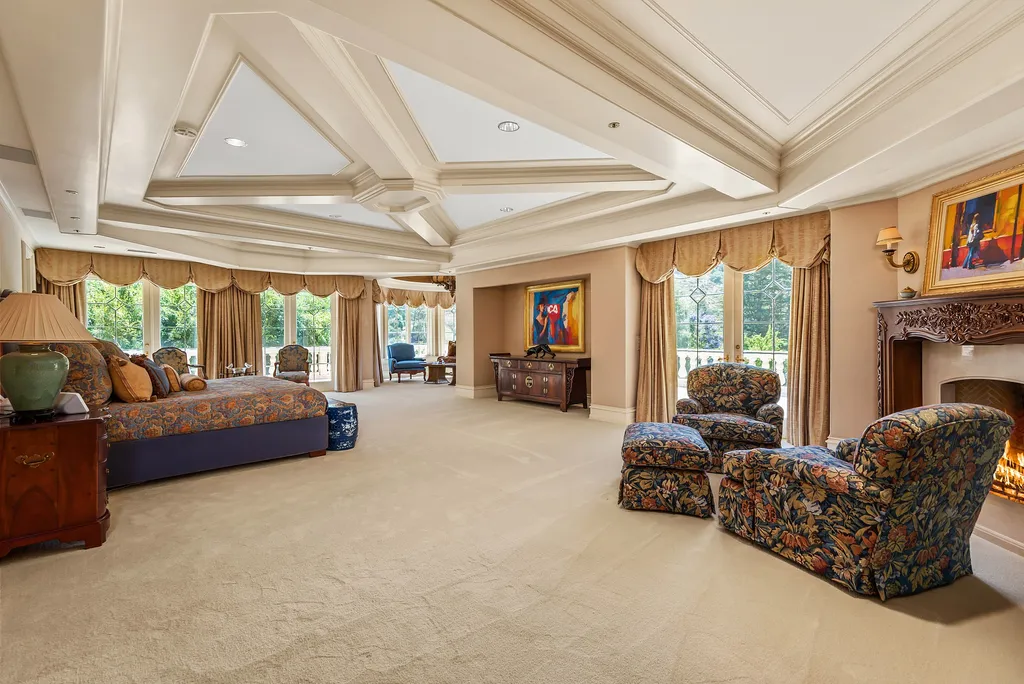 997 Brook Meadow Court Home in Westlake Village, California. Experience the epitome of luxury in this French country masterpiece located in the prestigious North Ranch Country Club Estates. Designed by renowned architect Ron Firestone, this iconic estate features a grand entry, theater, elevator, formal dining, bonus room, wine cellar, and a stunning primary suite. 