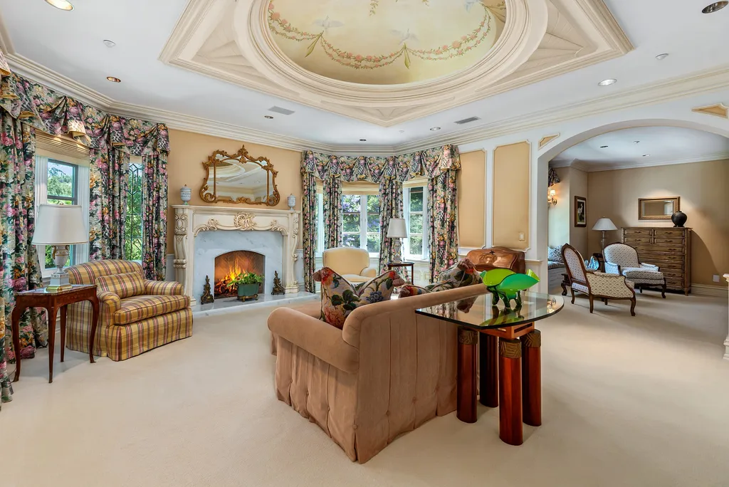 997 Brook Meadow Court Home in Westlake Village, California. Experience the epitome of luxury in this French country masterpiece located in the prestigious North Ranch Country Club Estates. Designed by renowned architect Ron Firestone, this iconic estate features a grand entry, theater, elevator, formal dining, bonus room, wine cellar, and a stunning primary suite. 