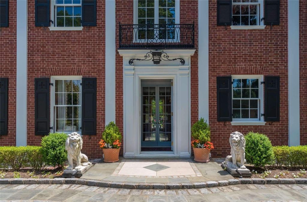 A Magnificent Historic Estate with Modern Amenities in Muttontown, New York, Offered at $8.849 Million