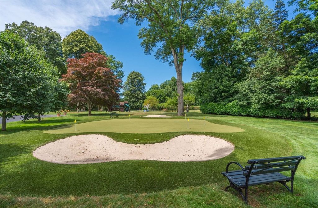 A Magnificent Historic Estate with Modern Amenities in Muttontown, New York, Offered at $8.849 Million