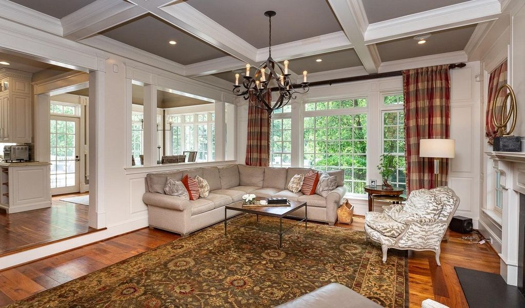 Captivating $2.65 Million Lower Gwynedd, Pennsylvania Residence: A Perfect Example of Elegance in Exquisite Landscaped Surrounding
