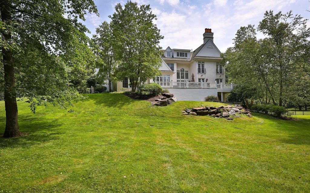 Captivating $2.65 Million Lower Gwynedd, Pennsylvania Residence: A Perfect Example of Elegance in Exquisite Landscaped Surrounding