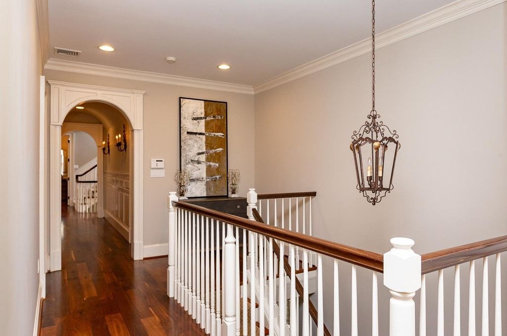 Captivating $2.65 Million Lower Gwynedd, Pennsylvania Residence: A Perfect Example of Elegance in Exquisite Landscaped Surrounding