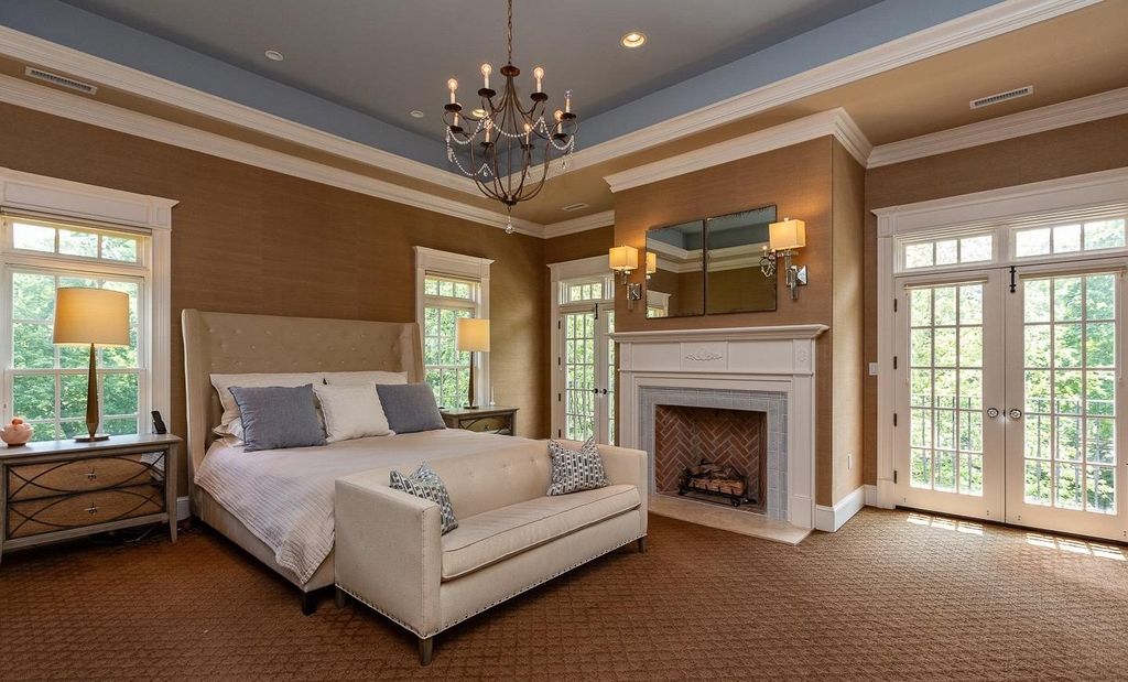 Captivating $2.65 Million Lower Gwynedd, Pennsylvania Residence: A Perfect Example of Elegance in Exquisite Landscaped Surrounding