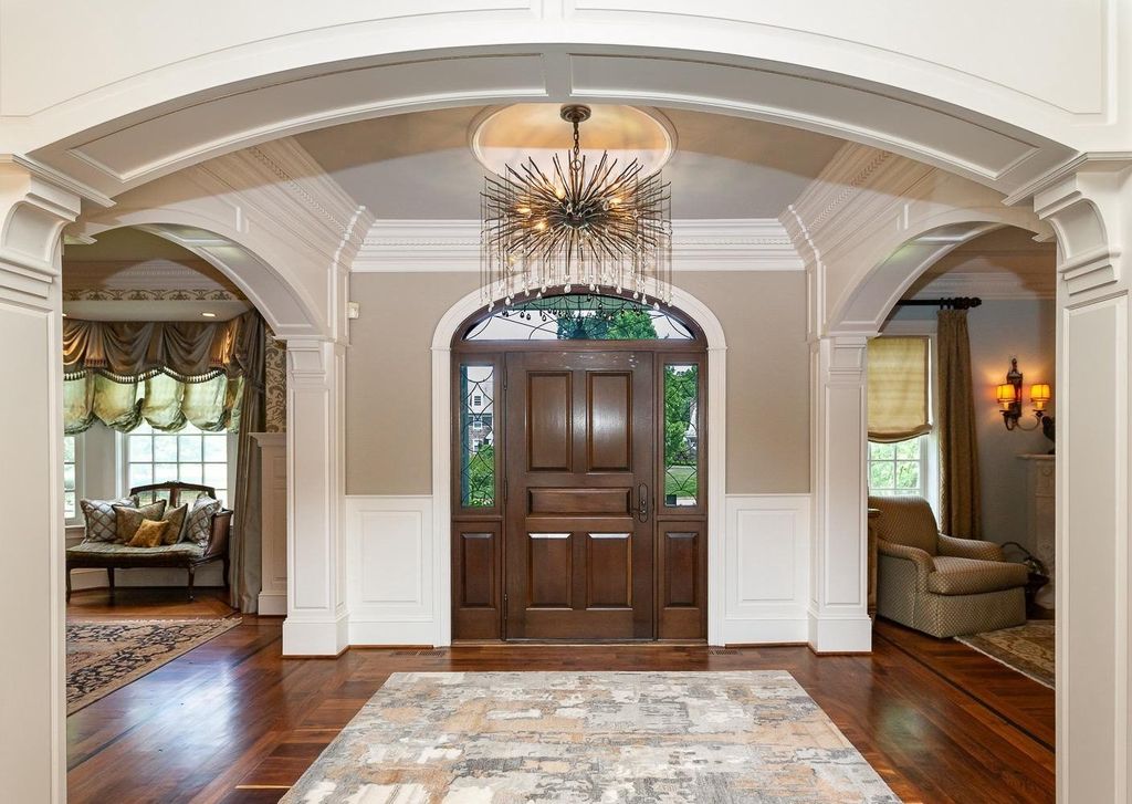 Captivating $2.65 Million Lower Gwynedd, Pennsylvania Residence: A Perfect Example of Elegance in Exquisite Landscaped Surrounding