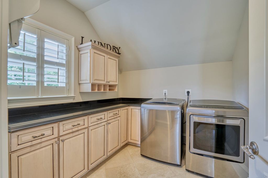 Captivating Regal Retreat: Exquisite Home with Lush Grounds in Leesburg's Beacon Hill, Virginia - Asking Price $3.1 Million