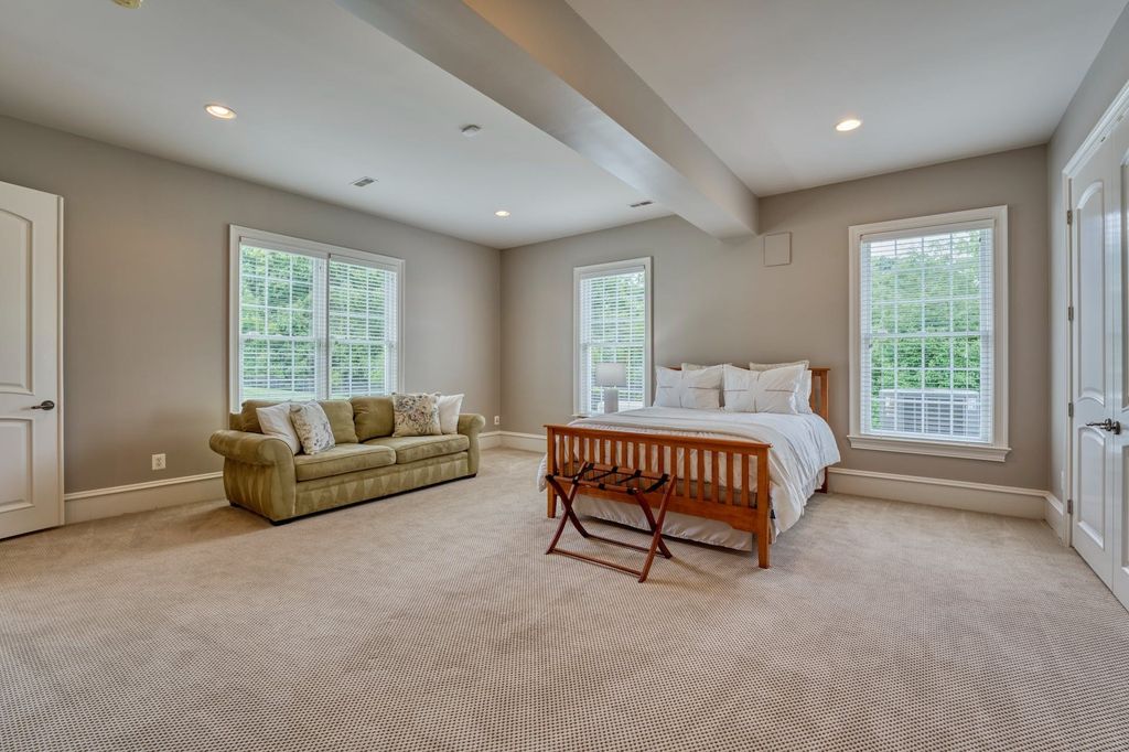 Captivating Regal Retreat: Exquisite Home with Lush Grounds in Leesburg's Beacon Hill, Virginia - Asking Price $3.1 Million