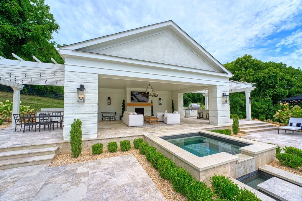 Captivating Regal Retreat: Exquisite Home with Lush Grounds in Leesburg's Beacon Hill, Virginia - Asking Price $3.1 Million