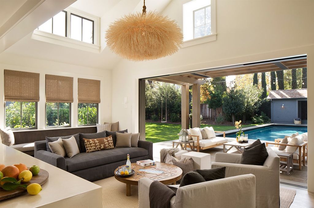 Gray Gables House, a Magnificent Estate by Ken Linsteadt Architects