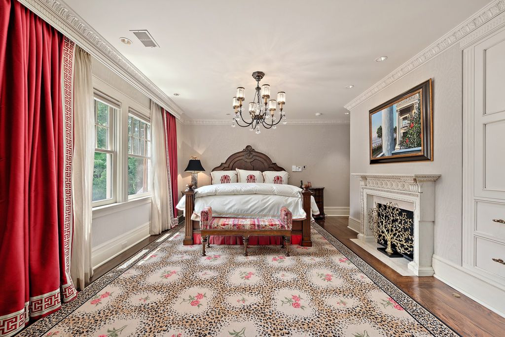 Harmonizing Timeless Charm with Modern Elegance: A French Tudor Masterpiece in Sewickley, Pennsylvania, Offered at $4.75 Million