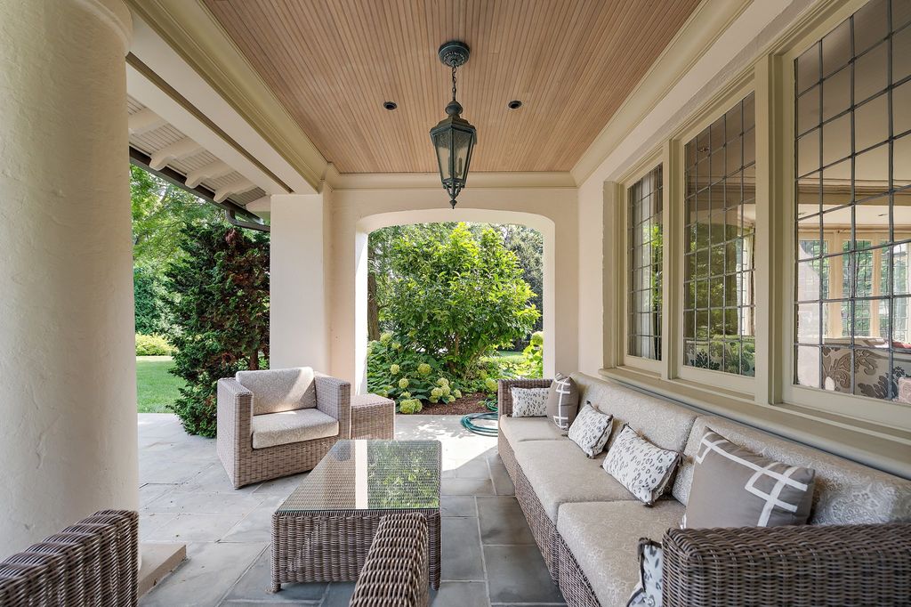 Harmonizing Timeless Charm with Modern Elegance: A French Tudor Masterpiece in Sewickley, Pennsylvania, Offered at $4.75 Million