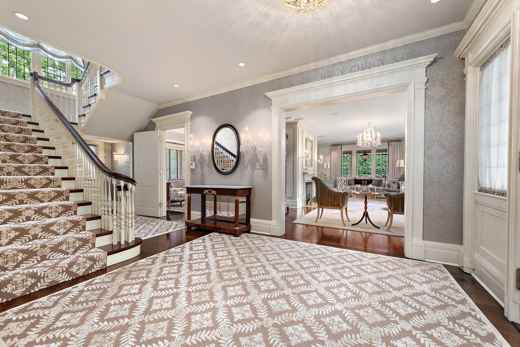 Harmonizing Timeless Charm with Modern Elegance: A French Tudor Masterpiece in Sewickley, Pennsylvania, Offered at $4.75 Million