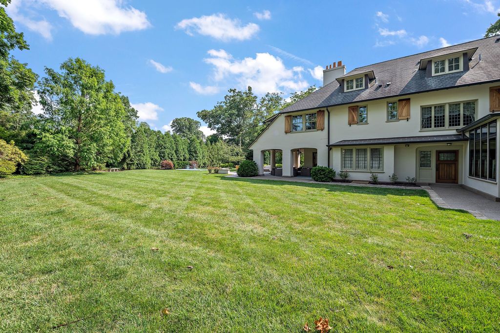 Harmonizing Timeless Charm with Modern Elegance: A French Tudor Masterpiece in Sewickley, Pennsylvania, Offered at $4.75 Million