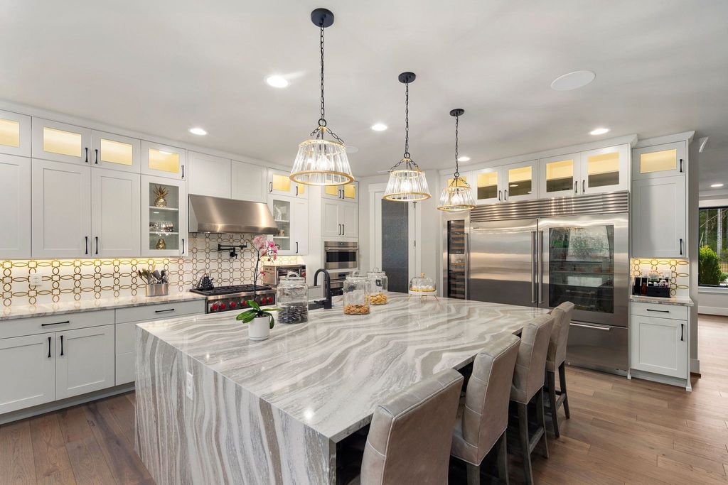 Home in Auburn, Washington Offered at $3.199 Million: A Seamless Blend of Contemporary Design and Ultimate Elegance