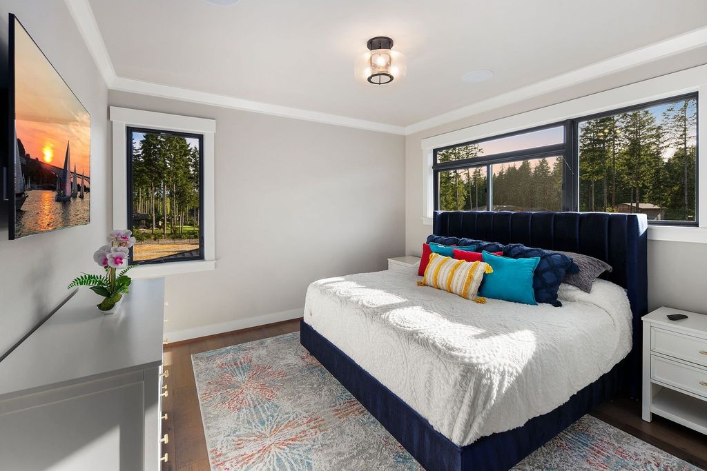 Home in Auburn, Washington Offered at $3.199 Million: A Seamless Blend of Contemporary Design and Ultimate Elegance