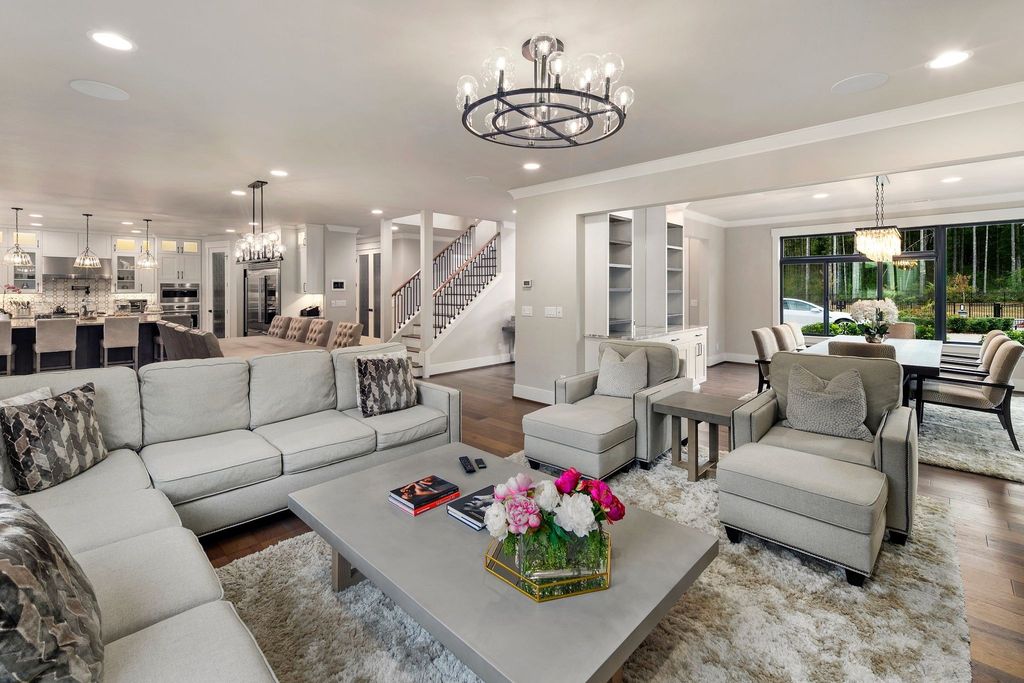 Home in Auburn, Washington Offered at $3.199 Million: A Seamless Blend of Contemporary Design and Ultimate Elegance
