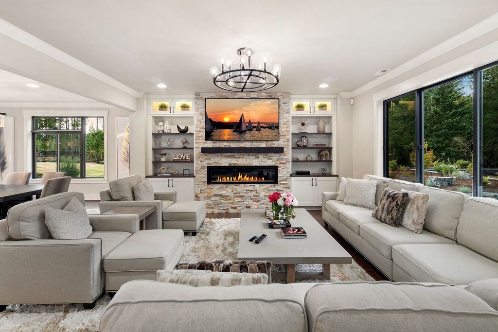Home in Auburn, Washington Offered at $3.199 Million: A Seamless Blend of Contemporary Design and Ultimate Elegance