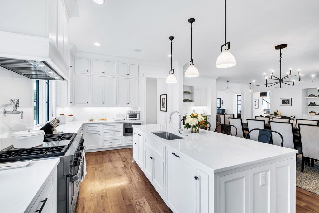 Luxurious $4.45 Million Home with Mature Landscaping Hits the Market in Nashville, Tennessee