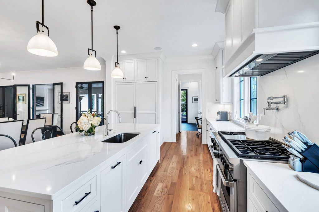 Luxurious $4.45 Million Home with Mature Landscaping Hits the Market in Nashville, Tennessee