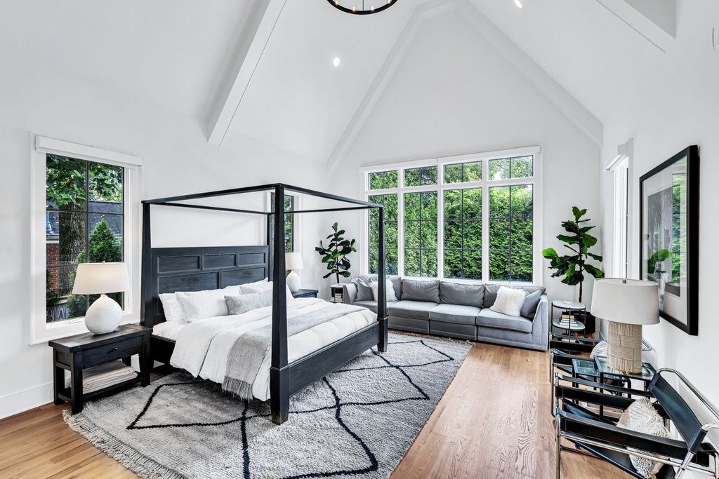 Luxurious $4.45 Million Home with Mature Landscaping Hits the Market in Nashville, Tennessee