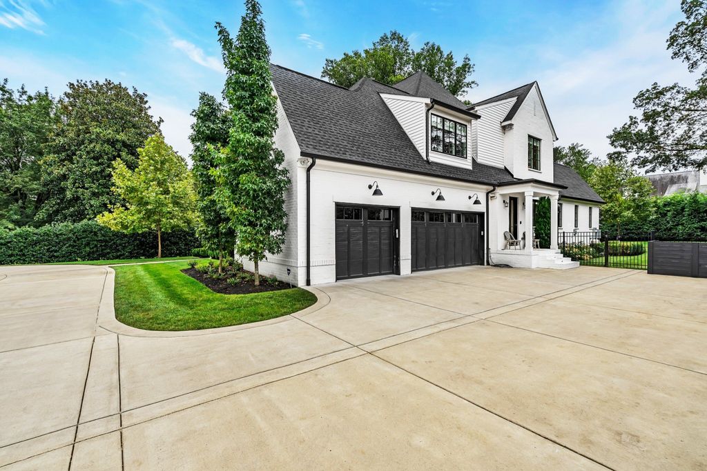 Luxurious $4.45 Million Home with Mature Landscaping Hits the Market in Nashville, Tennessee