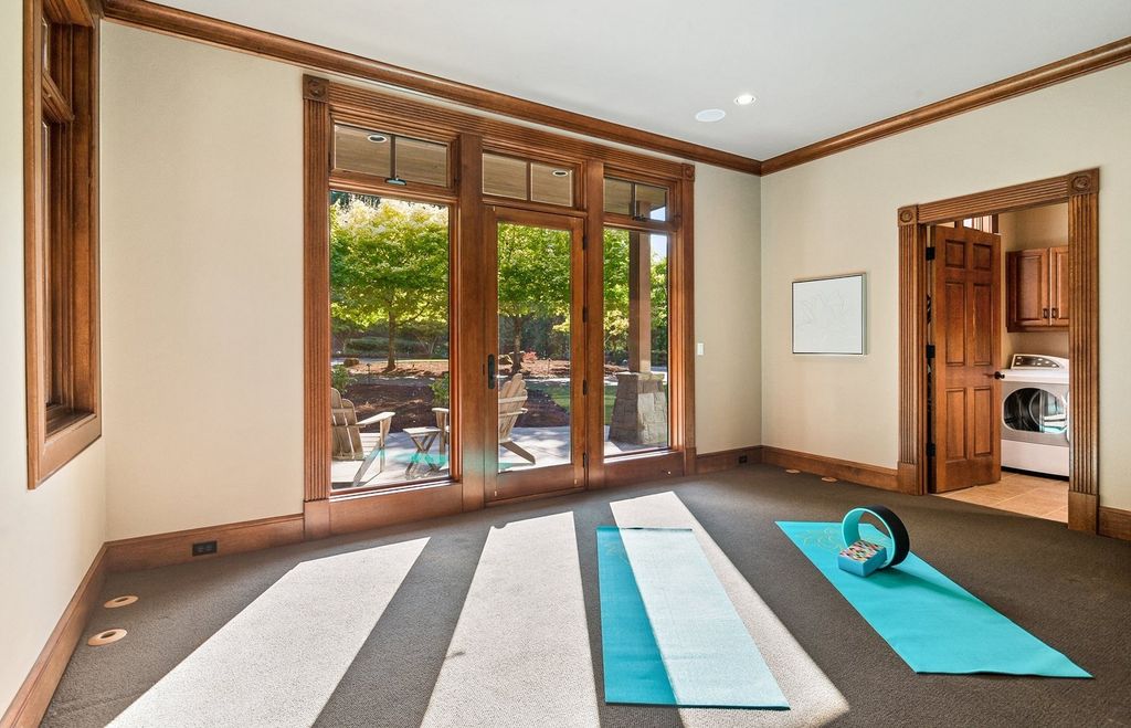 Secluded Elegance: $4.98 Million Portland, Oregon Estate Epitomizes Incomparable Retreat-Style Living
