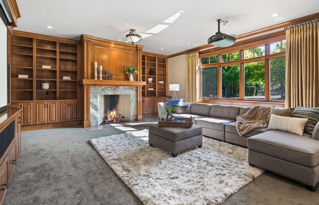 Secluded Elegance: $4.98 Million Portland, Oregon Estate Epitomizes Incomparable Retreat-Style Living