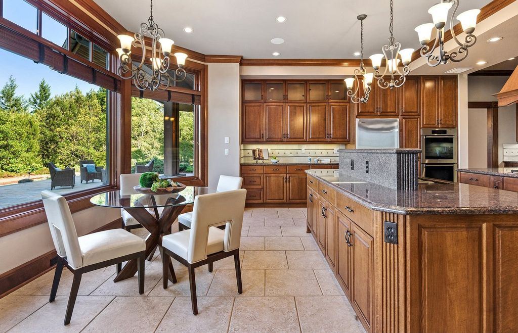 Secluded Elegance: $4.98 Million Portland, Oregon Estate Epitomizes Incomparable Retreat-Style Living