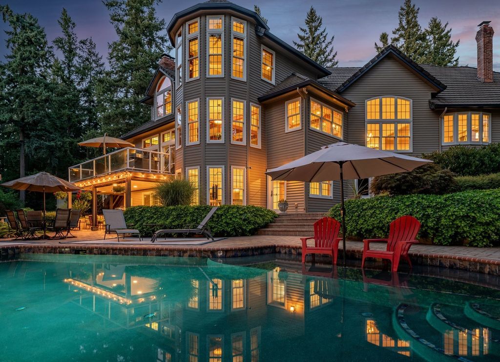 Secluded Oasis: Expansive Outdoor Living and Tranquility in Tualatin, Oregon Listing for $2.475 Million