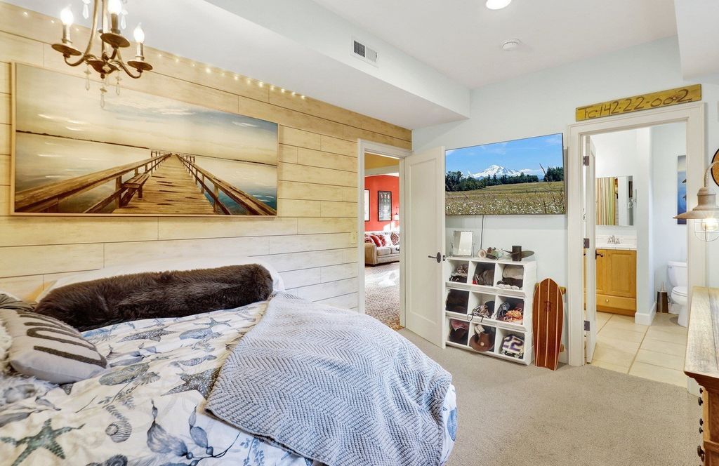 Bellingham, Washington's Mediterranean Retreat: Captivating Views and Elegant Living for $3,895,444