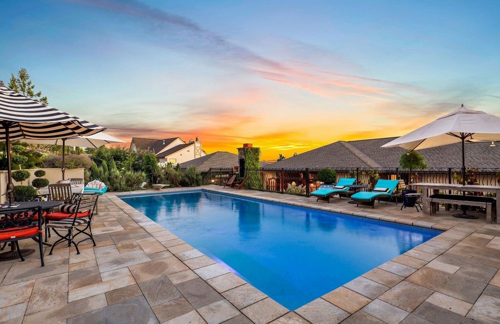 Bellingham, Washington's Mediterranean Retreat: Captivating Views and Elegant Living for $3,895,444