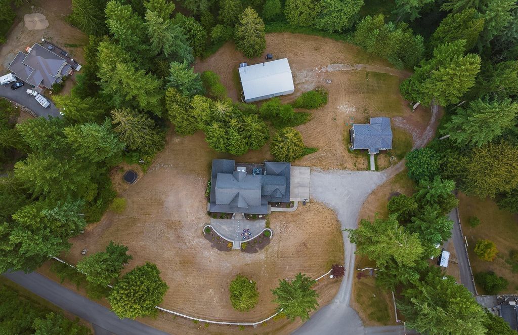 Secluded Tranquility Redefined: Quintessential Northwest Living Home in Washington, Listed at $2.2 Million