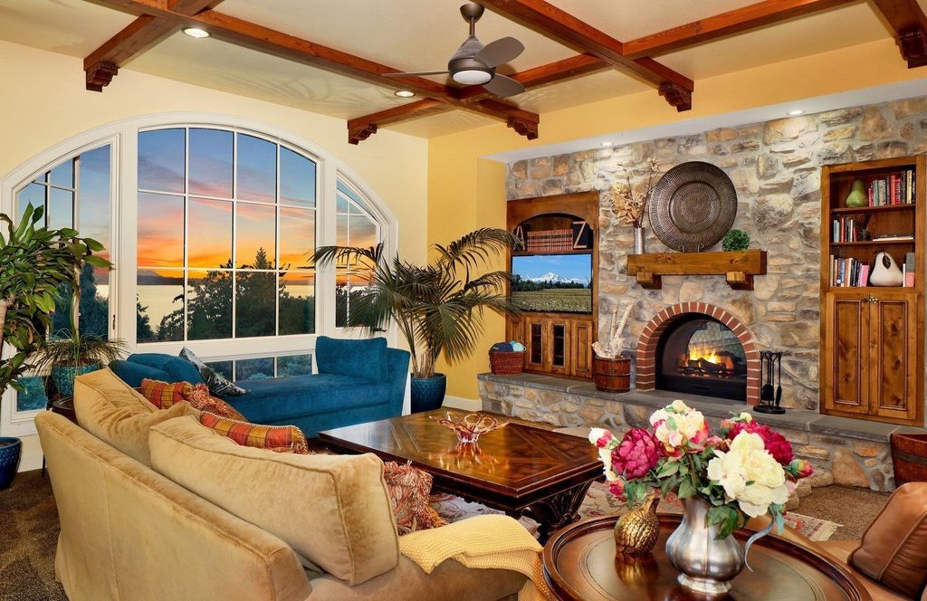 Bellingham, Washington's Mediterranean Retreat: Captivating Views and Elegant Living for $3,895,444