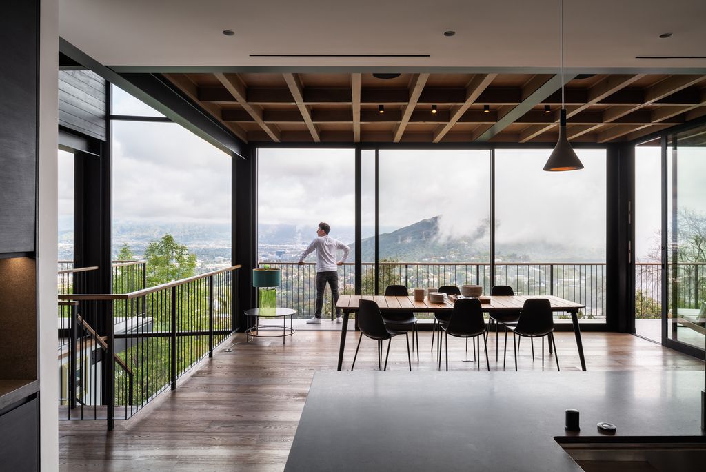 T House, Stunning Project atop Los Angeles’ Hollywood Hills by ANX