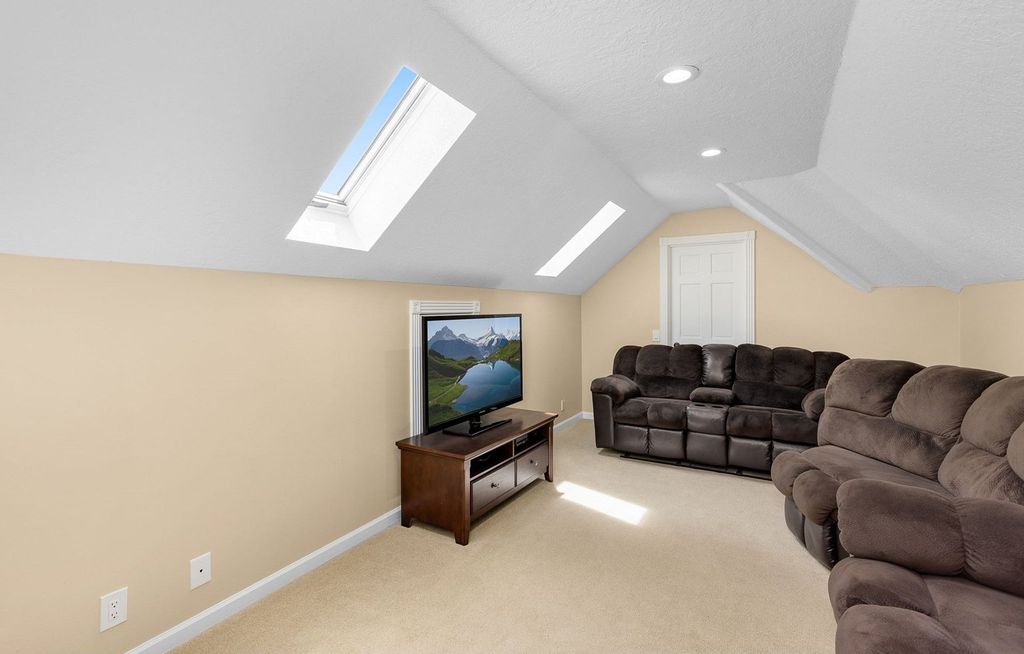 Tranquil Dream Home with Panoramic Mountain Views in Cornelius, Oregon Priced at $6.995 Million