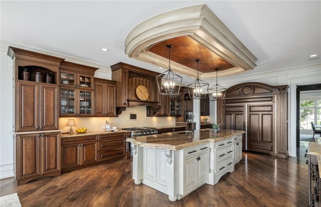 Unmatched Property: Riverside Brick & Stone Home in Cincinnati, Ohio Priced at $4.995 Million
