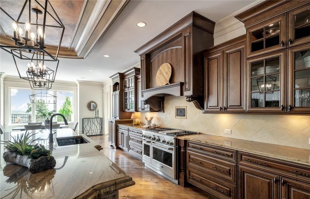 Unmatched Property: Riverside Brick & Stone Home in Cincinnati, Ohio Priced at $4.995 Million
