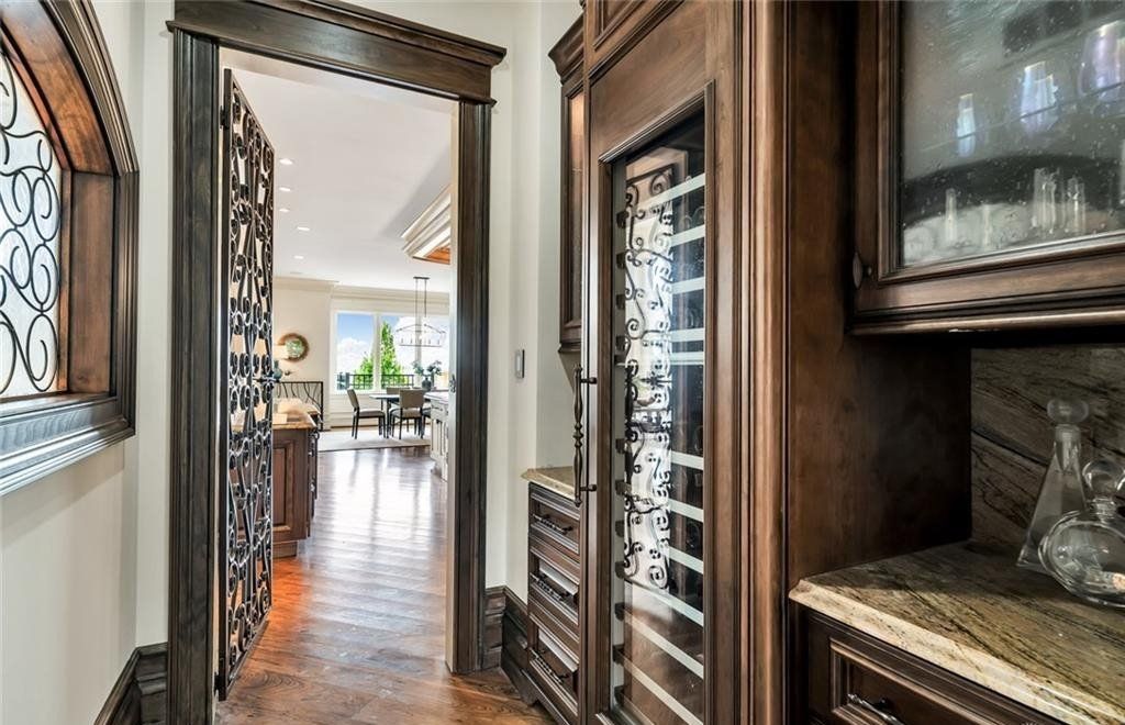 Unmatched Property: Riverside Brick & Stone Home in Cincinnati, Ohio Priced at $4.995 Million