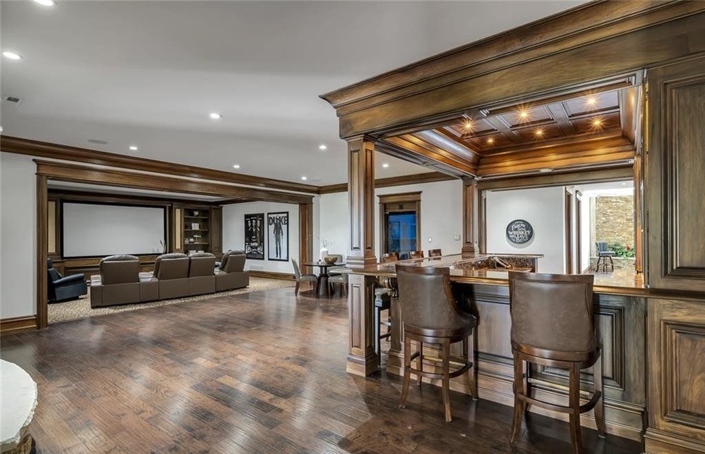Unmatched Property: Riverside Brick & Stone Home in Cincinnati, Ohio Priced at $4.995 Million