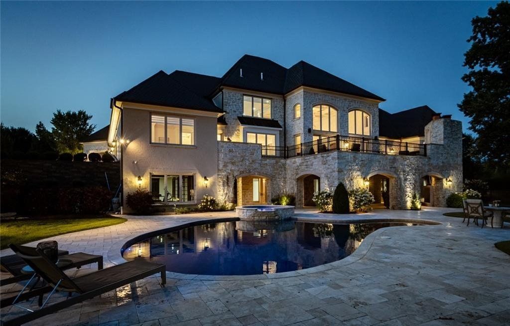 Unmatched Property: Riverside Brick & Stone Home in Cincinnati, Ohio Priced at $4.995 Million