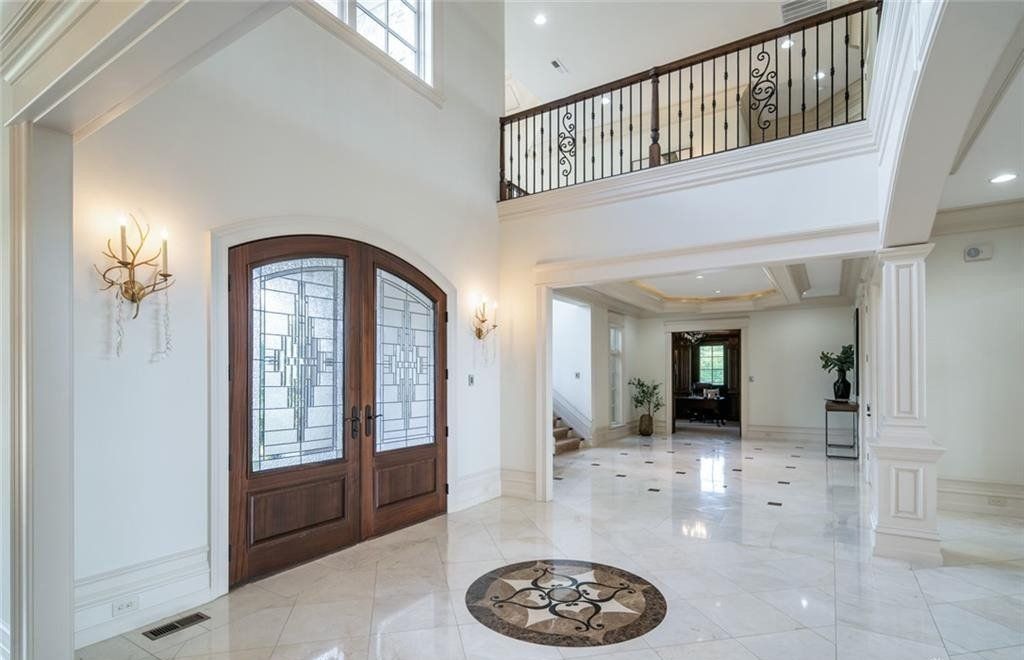 Unmatched Property: Riverside Brick & Stone Home in Cincinnati, Ohio Priced at $4.995 Million