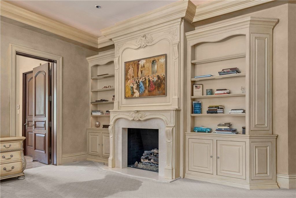 Unveiling 'Oak Grove': Magnificent Equestrian Estate Showcasing a  European-Style Mansion in Pennsylvania, Offered at $28.876 Million