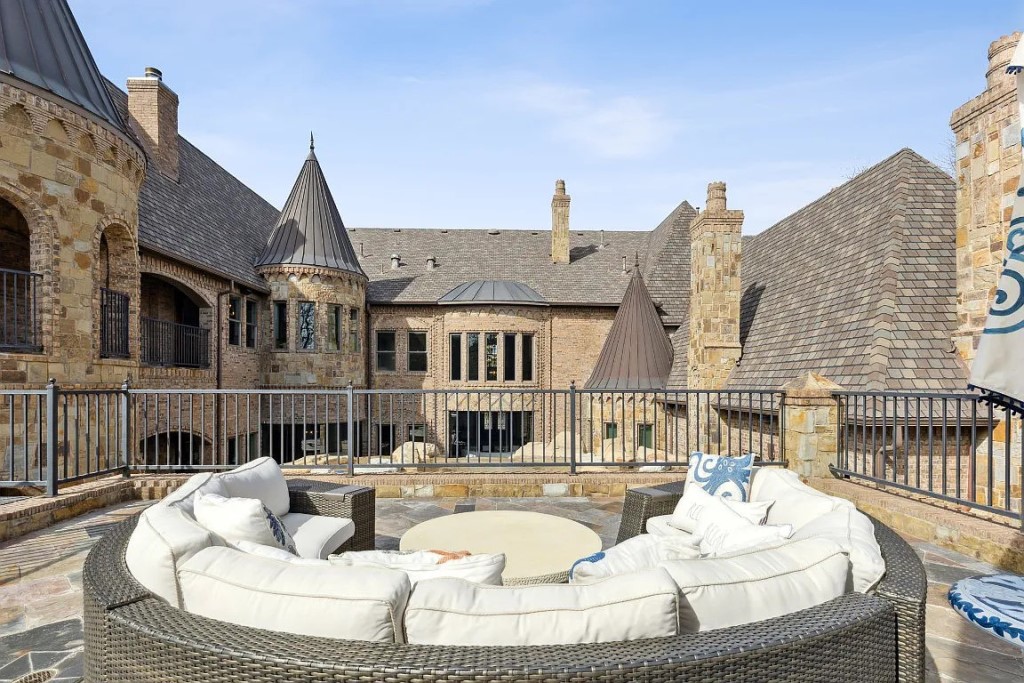1161 La Mirada Southlake TX 76092 16